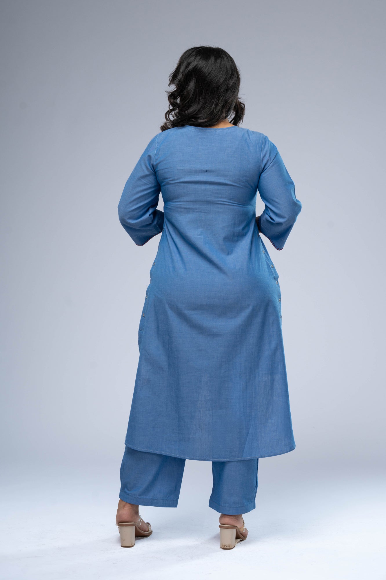 Vaayu Chambray Kurta Set