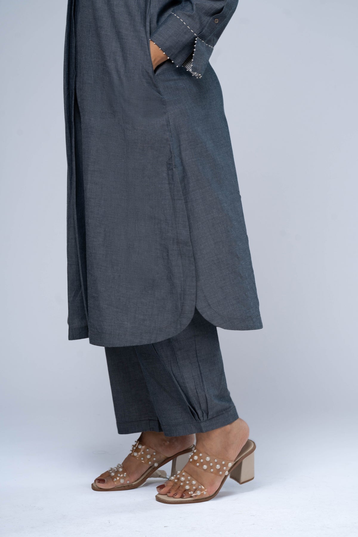 Chhaya Chambray Kurta Set