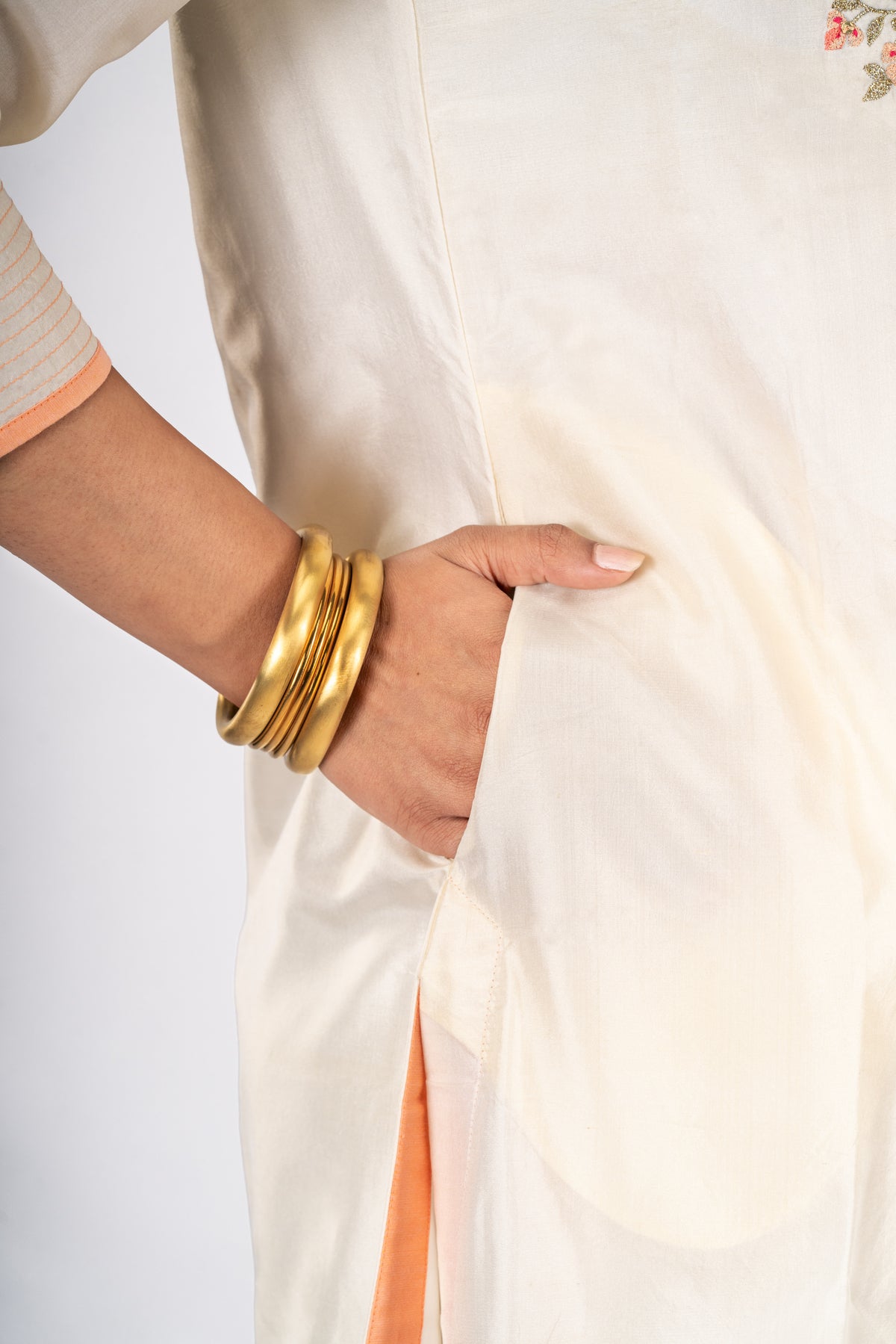 Mogra Viscose Kurta Set