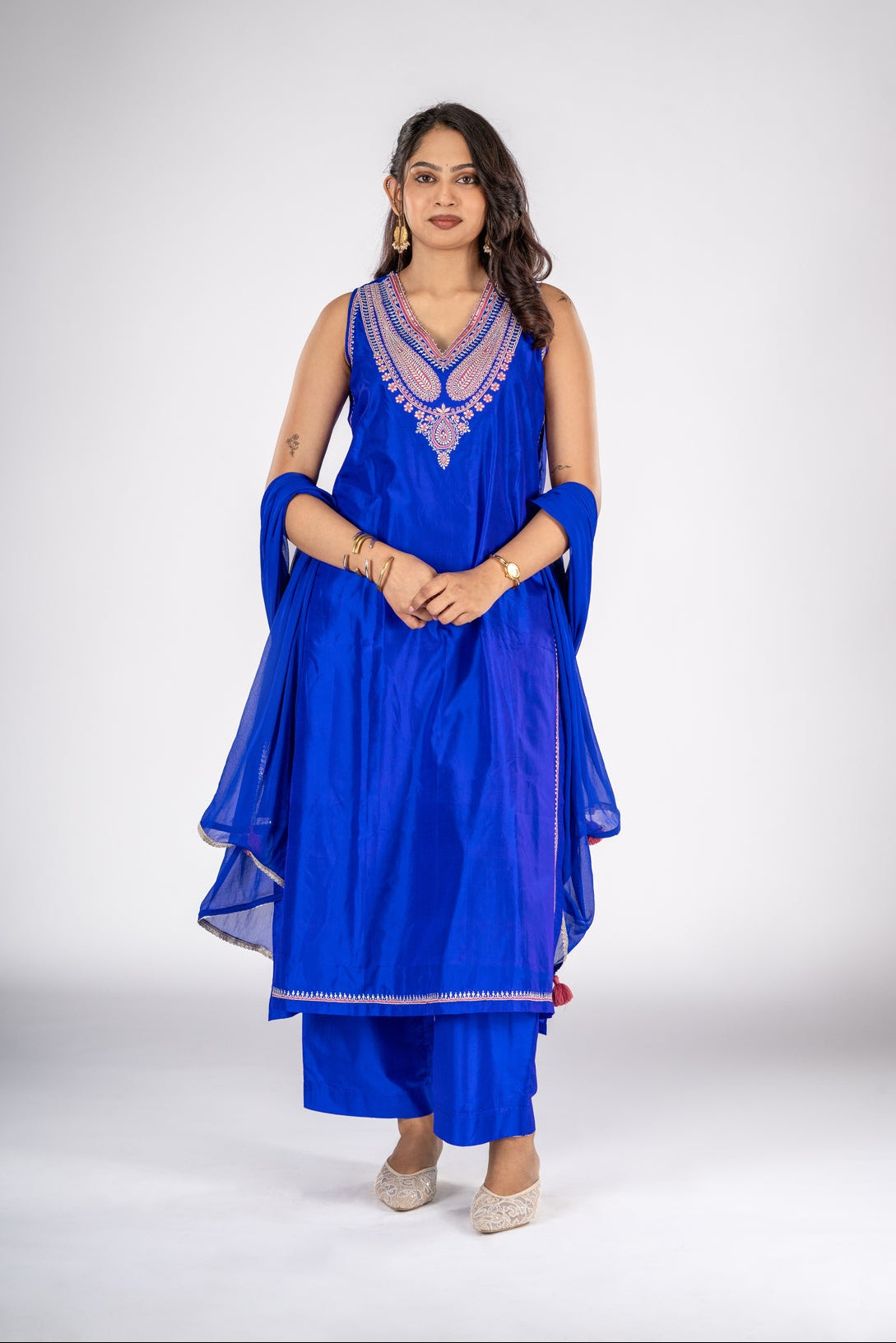 Neelkamal Viscose Suit Set