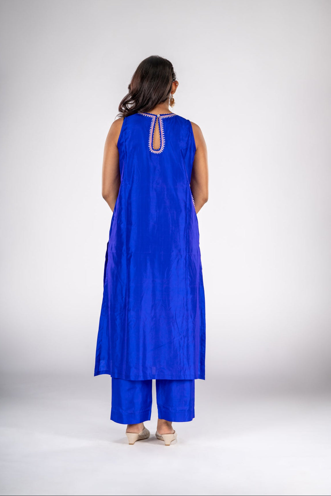 Neelkamal Viscose Suit Set
