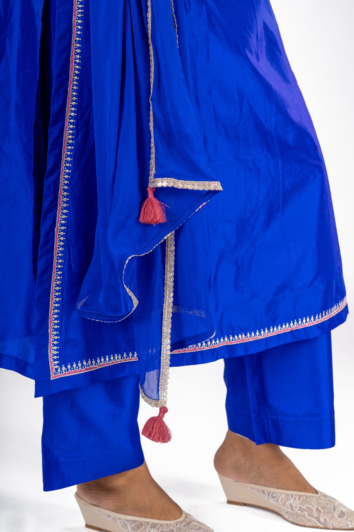 Neelkamal Viscose Suit Set