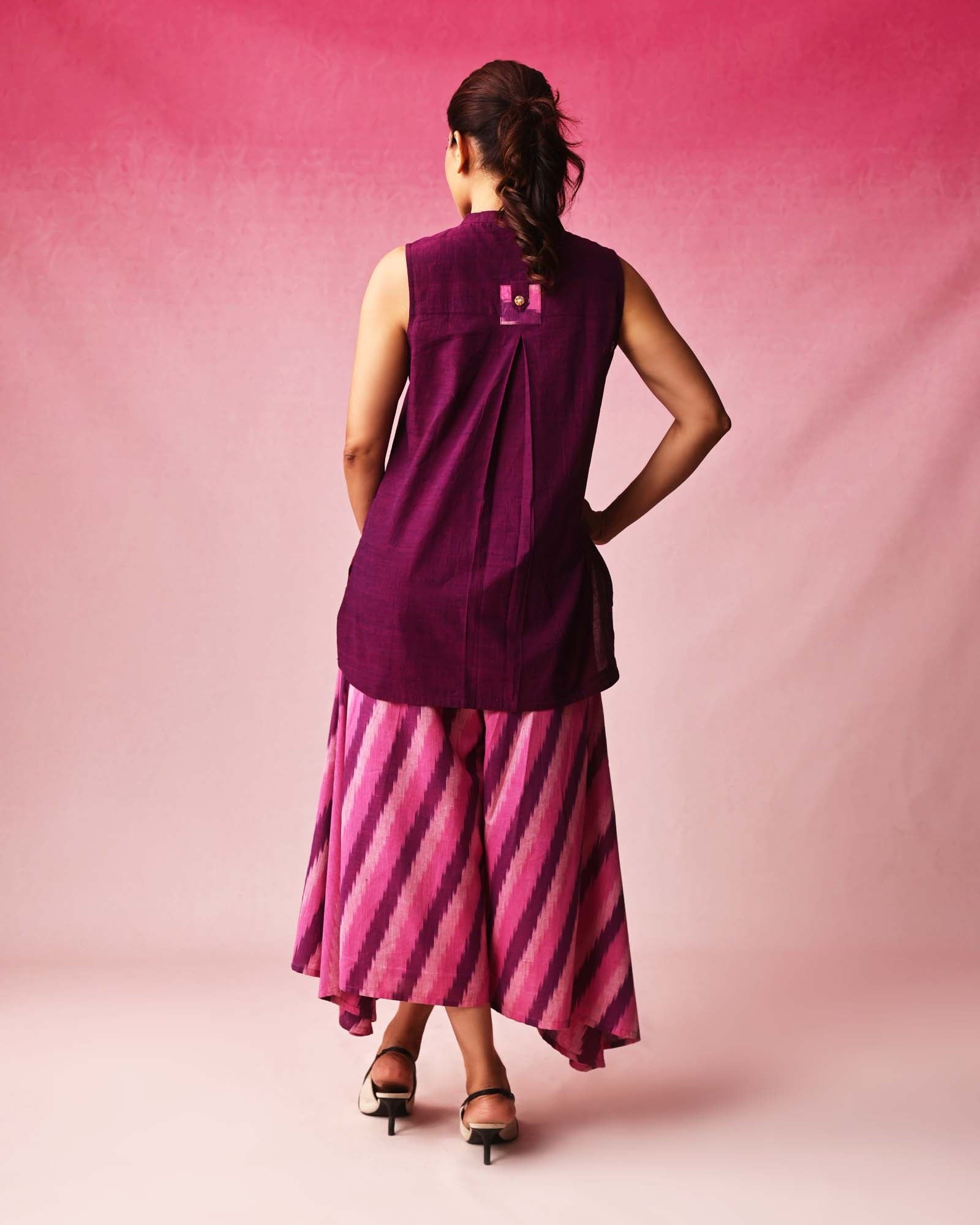 Sandhya & Tarangini Mangalgiri Ikkat Co-ord Set in Red by Lavira