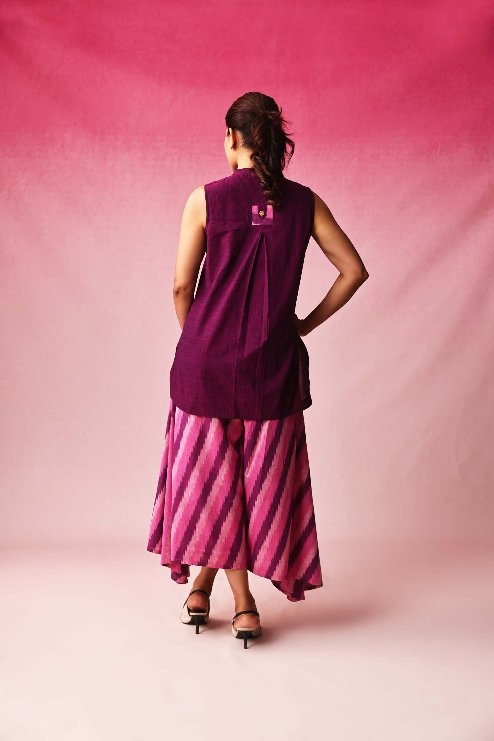 Sandhya & Tarangini Mangalgiri Ikkat Co-ord Set in Red by Lavira