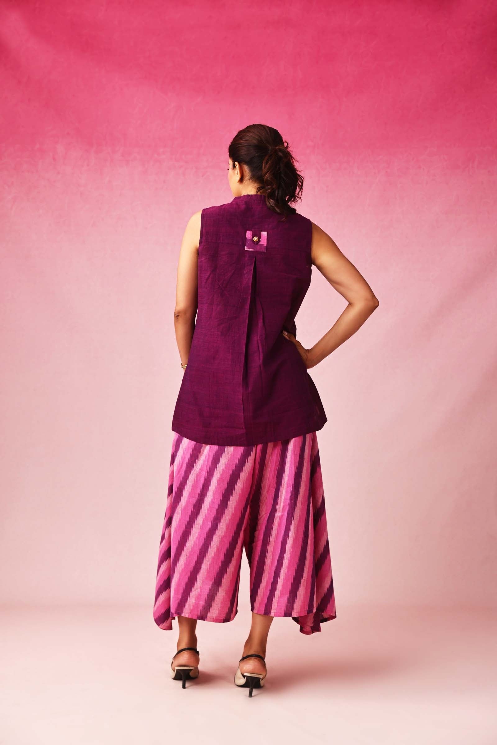 Sandhya & Tarangini Mangalgiri Ikkat Co-ord Set in Red by Lavira