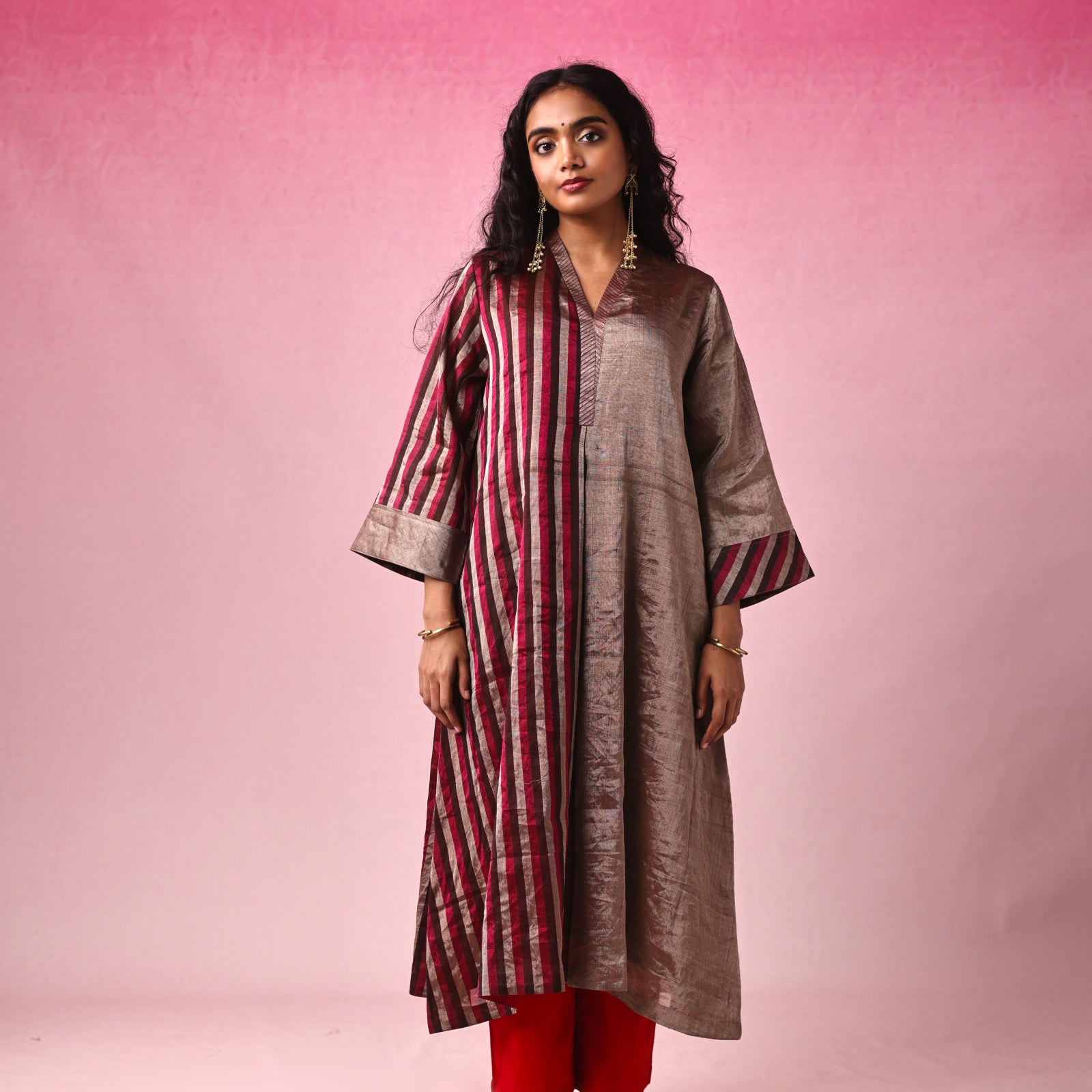 Sangama Zari Tissue Kurta Set in Multicolor by Lavira