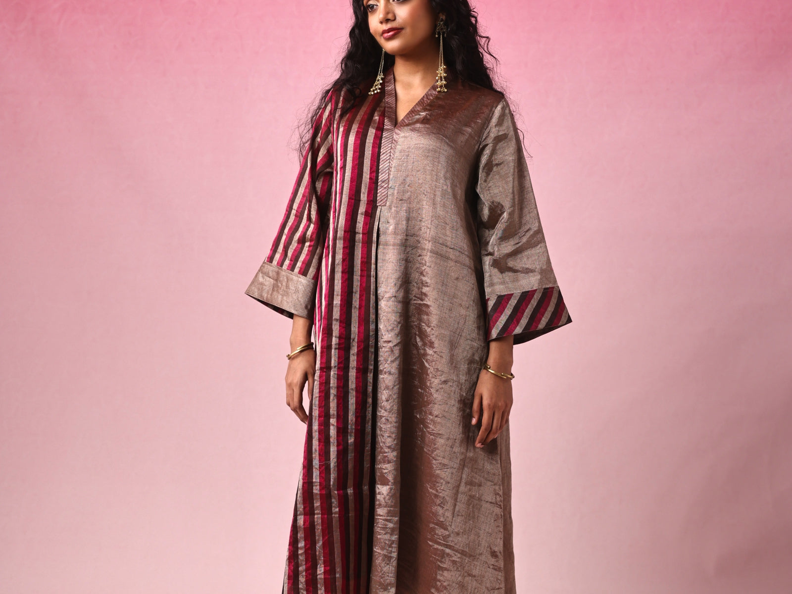 Sangama Zari Tissue Kurta Set in Multicolor by Lavira