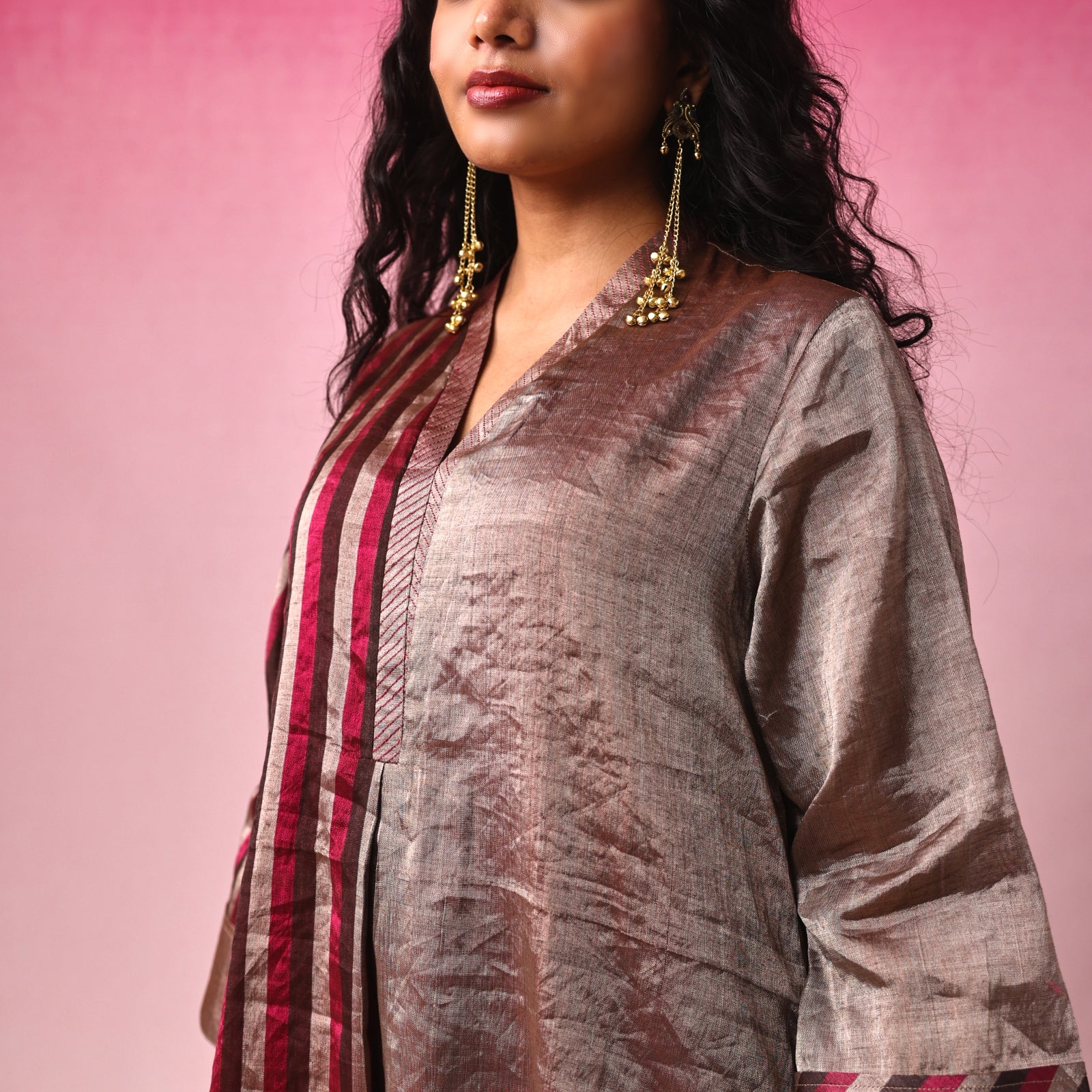 Sangama Zari Tissue Kurta Set in Multicolor by Lavira